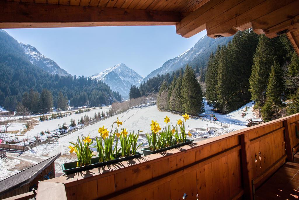Hotel Waldcafe Нойштифт-им-Штубайталь Экстерьер фото