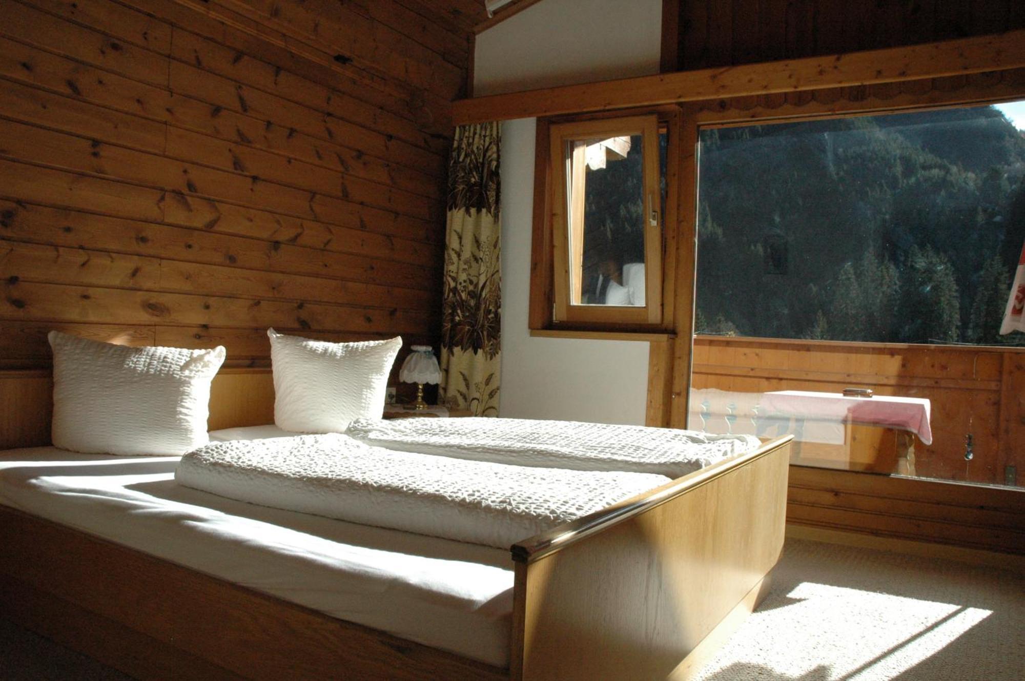 Hotel Waldcafe Нойштифт-им-Штубайталь Экстерьер фото